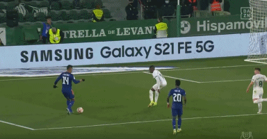 喜讯！申花已成首支晋级亚冠东亚八强的中超球队，赢得球迷点赞