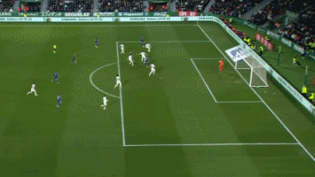 意甲-莱奥制胜球 米兰1-0客胜卡利亚里暂登顶 [意甲AC米兰]