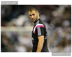 斗地主为什么不能乱炸（斗地主中为何不宜随意出炸弹）