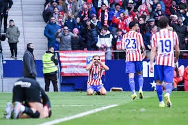 解谜战斗与日常玩法结合：《辛特堡传说》给你耳目一新的体验